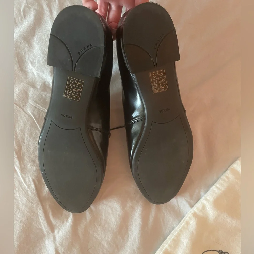 Prada patent leather Oxford loafers - Picture 5 of 9